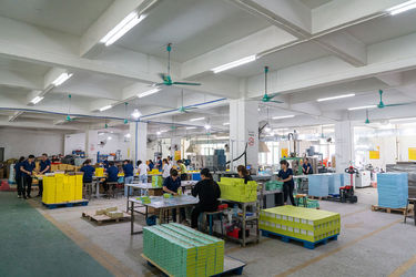 GUANGDONG YUHUA PLAYING CARDS CO.,LTD. üreticinin üretim hattı