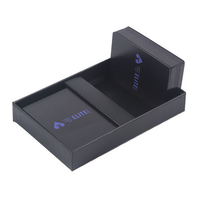 satın al 63 * 88mm Siyah Suya Dayanıklı Oyun Kartları Vernik Kaplama online manufacture